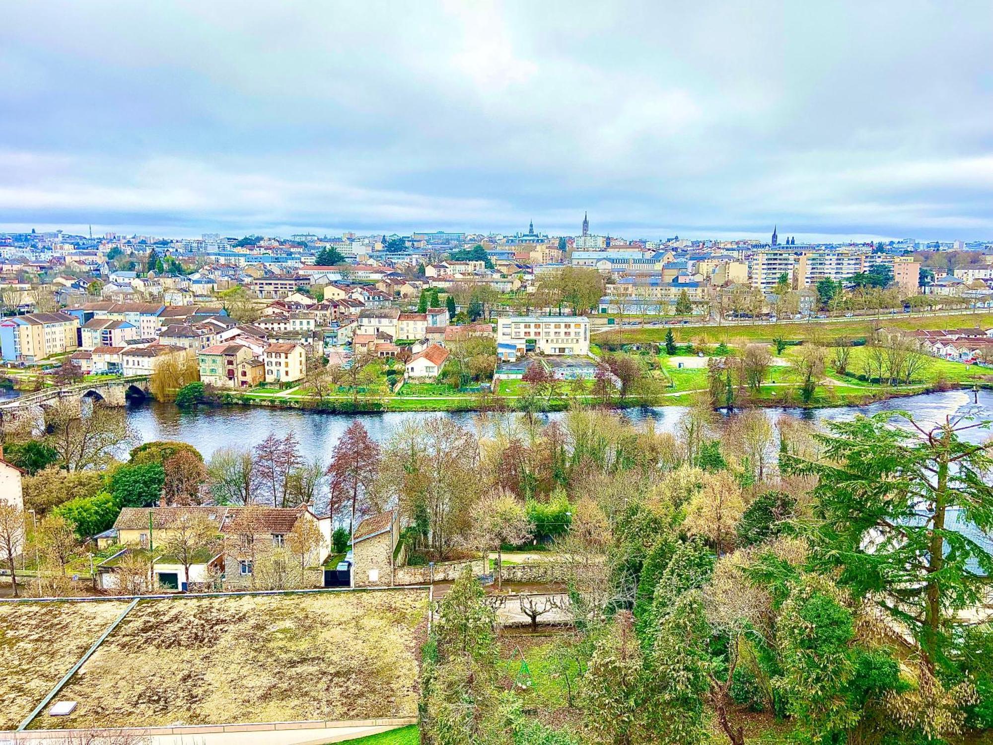 Апартаменты Le Panoramique, Splendide Avec Vue Sur La Vienne Лимож Экстерьер фото